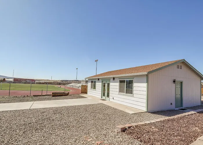 Charming Casita < 1 Mi To Route 66! Kingman